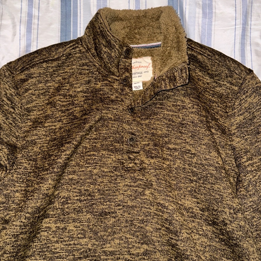 New w/o tags pullover